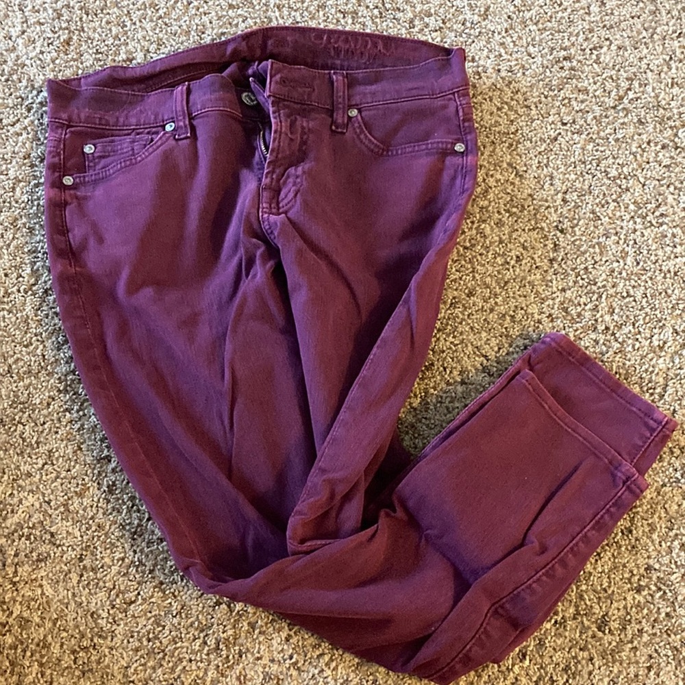 Burgundy 7 for all Mankind capris